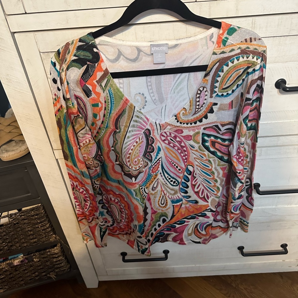 Brand new lightweight sweater
